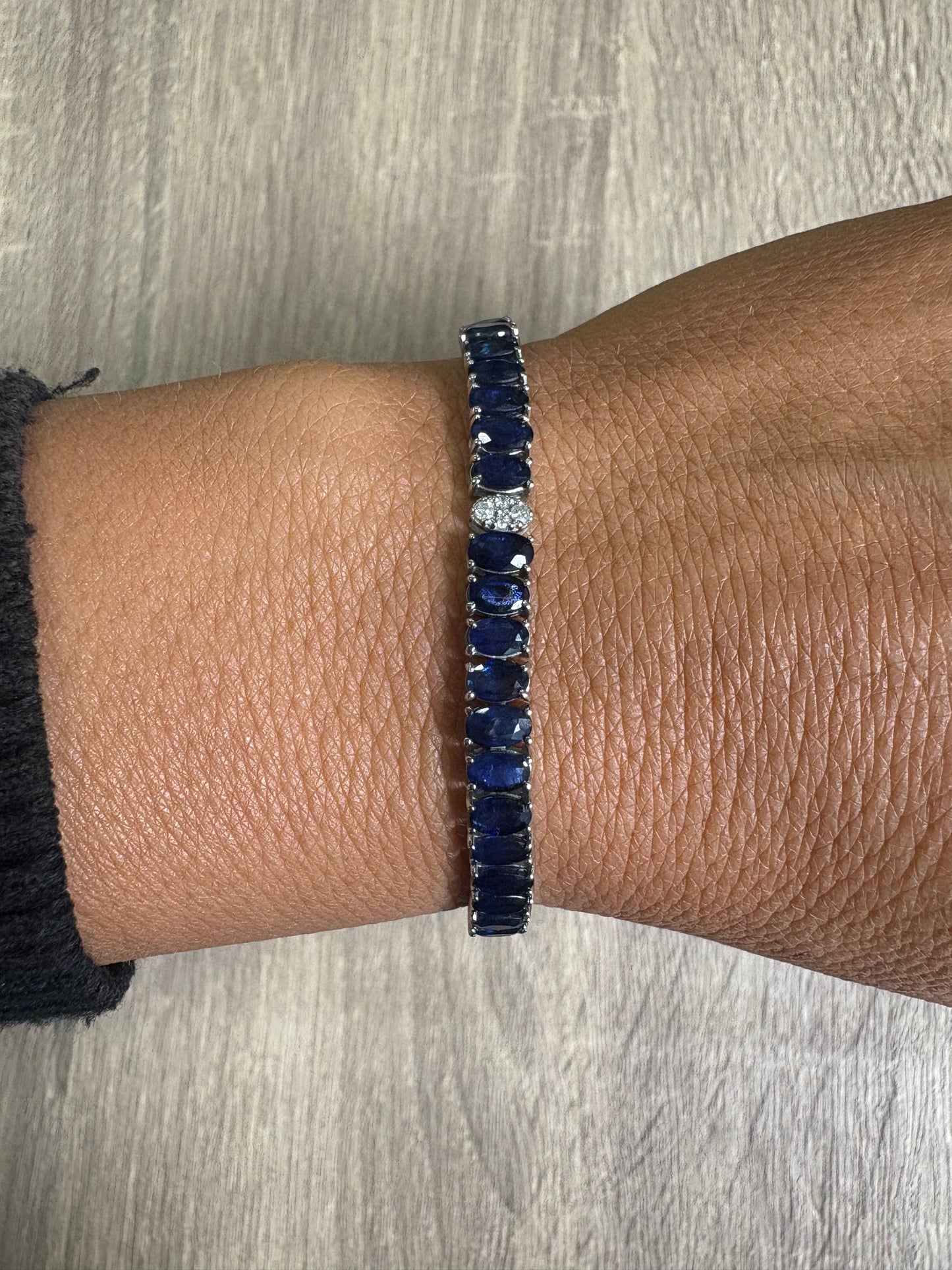 13 cttw Blue Sapphire Tennis Bracelet
