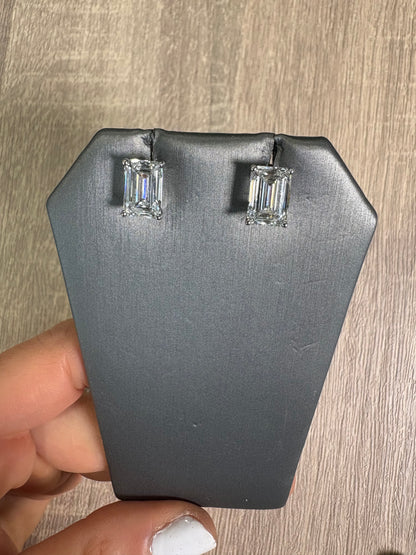 6 cttw Emerald Studs