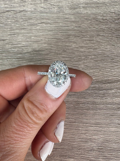 2.75 ct Oval Engagement Ring With Halo