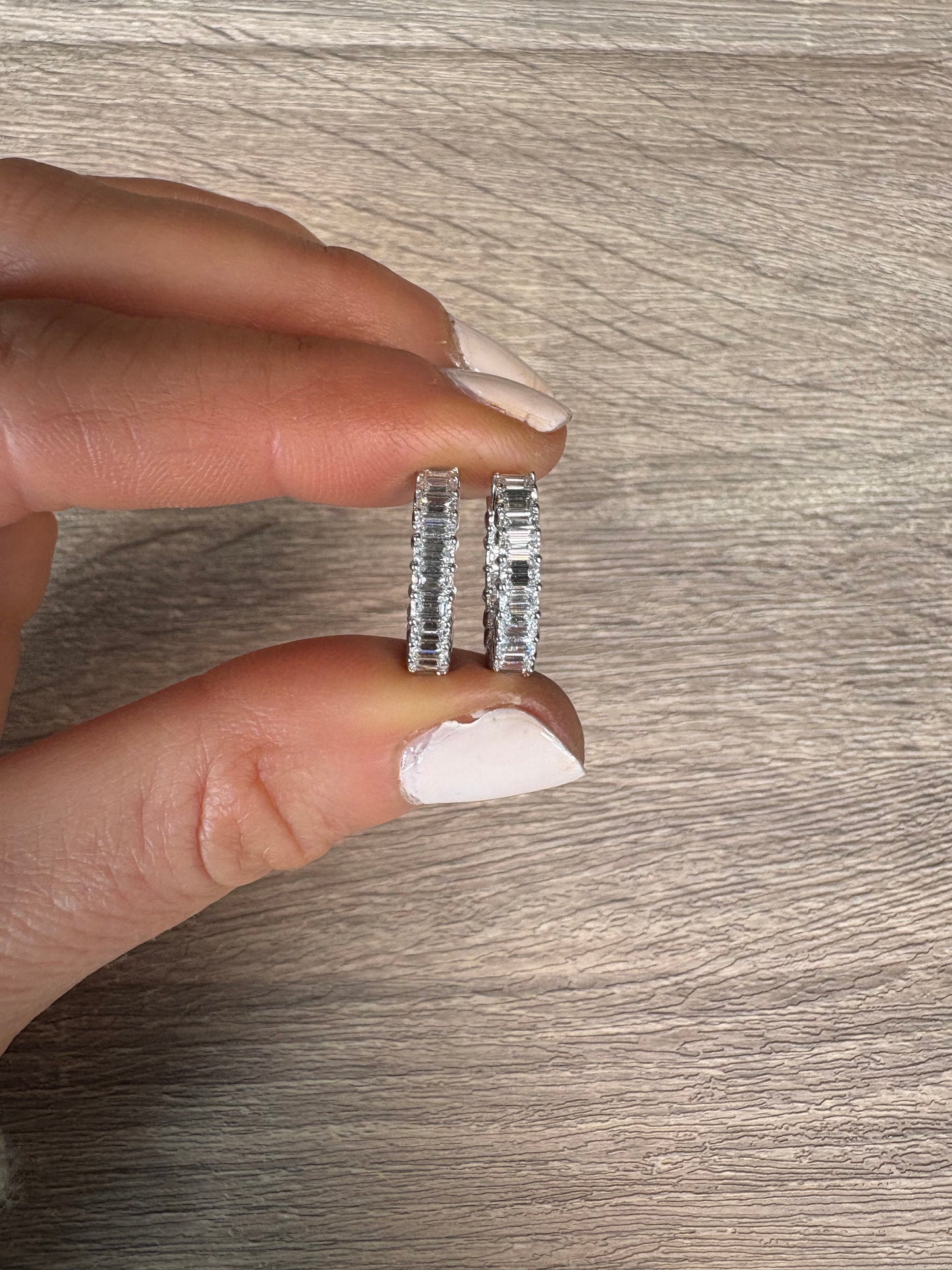 3 cttw Emerald Hoops