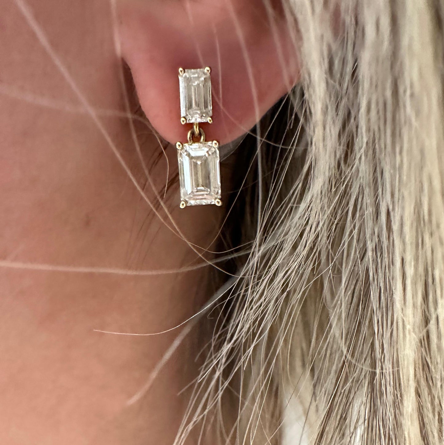 3.26 cttw double emerald yellow gold hanging earrings