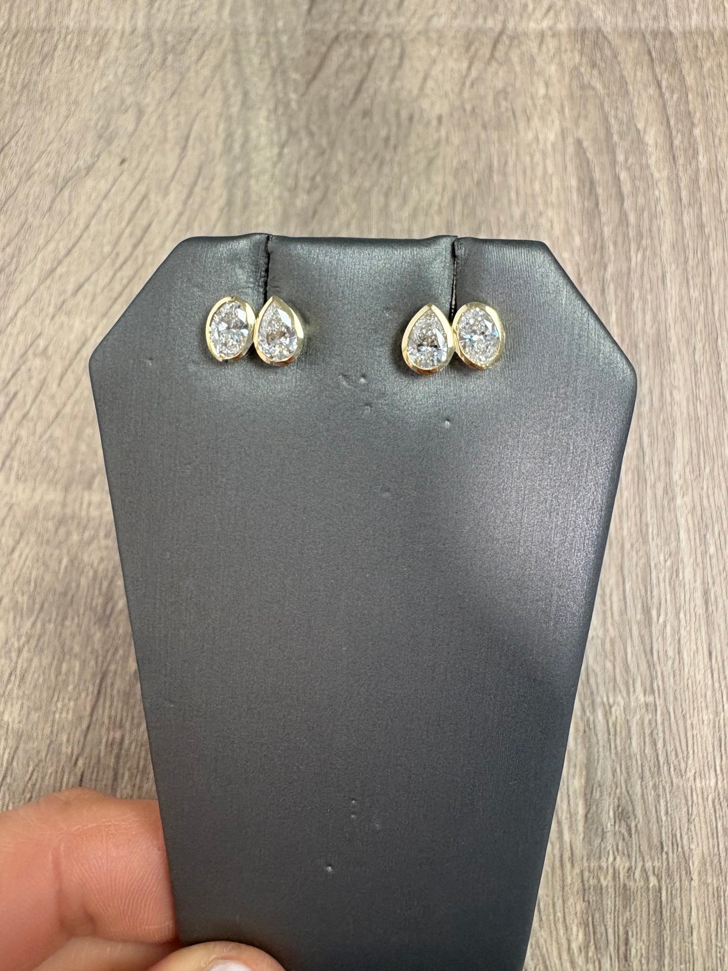 2 cttw bezel pear and oval studs