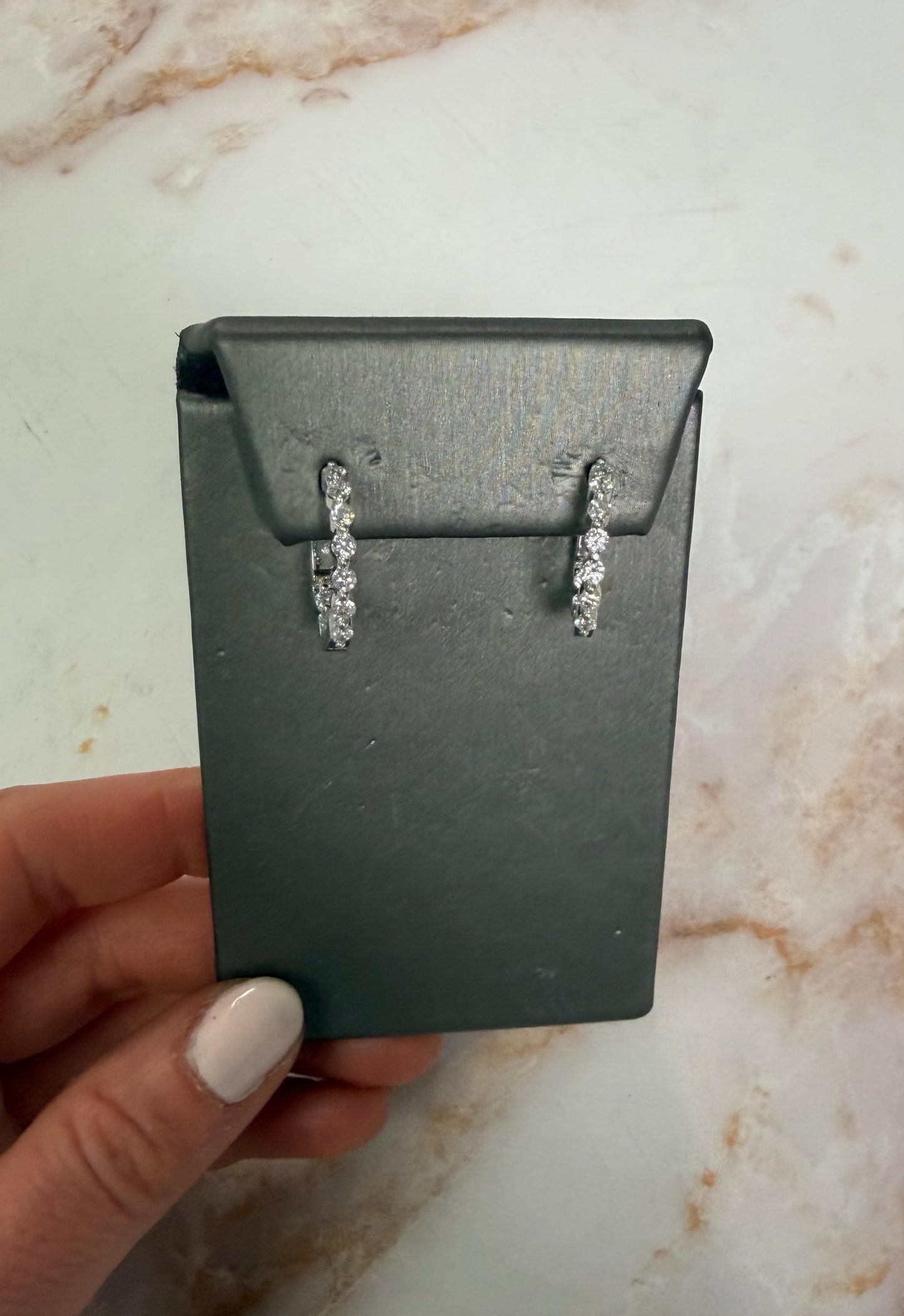 1 cttw inside out hoops