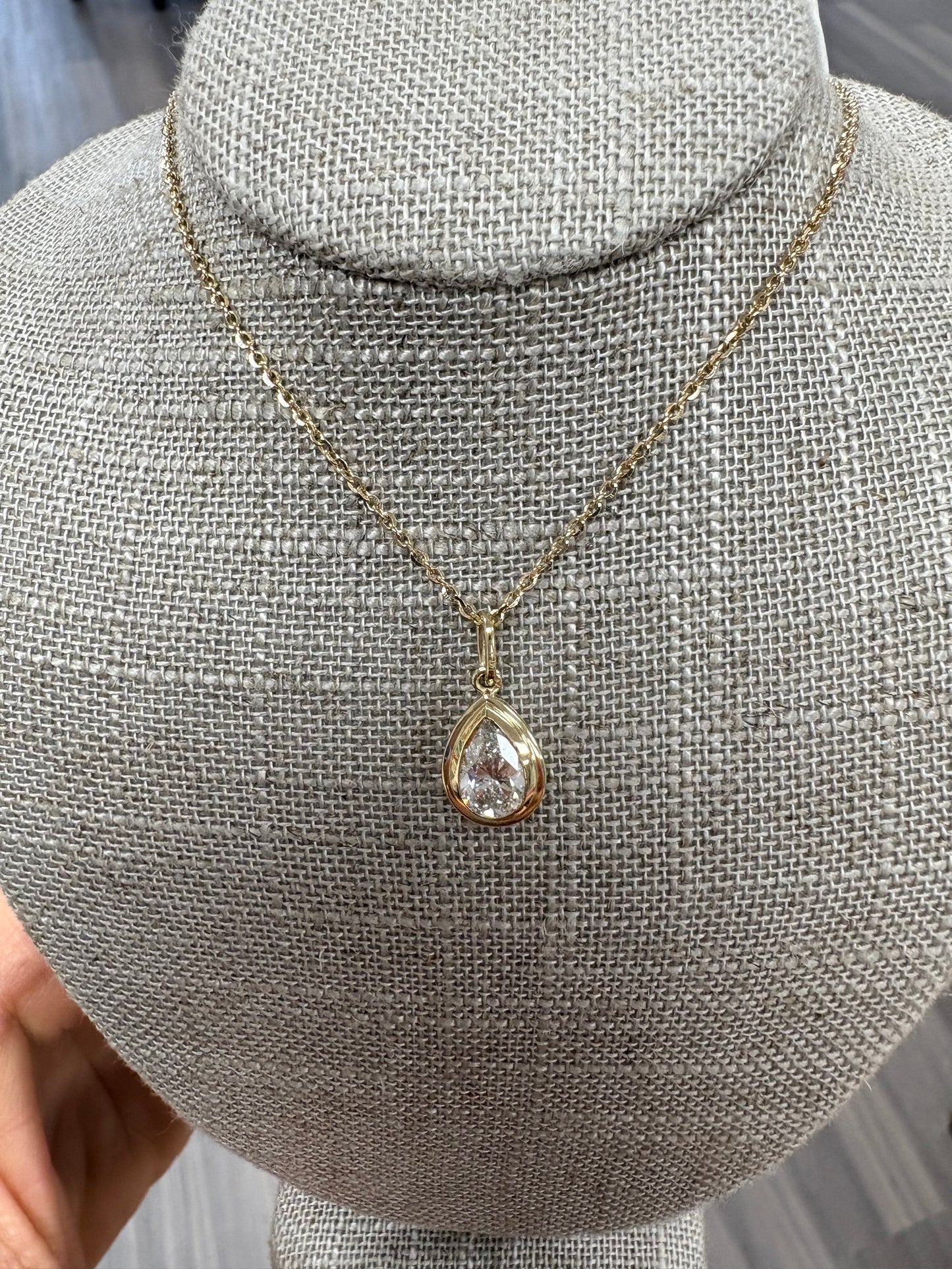 1 ct Double Bezel Pear Necklace