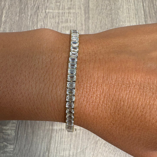 12.28 cttw Yellow Gold Emerald Tennis Bracelet