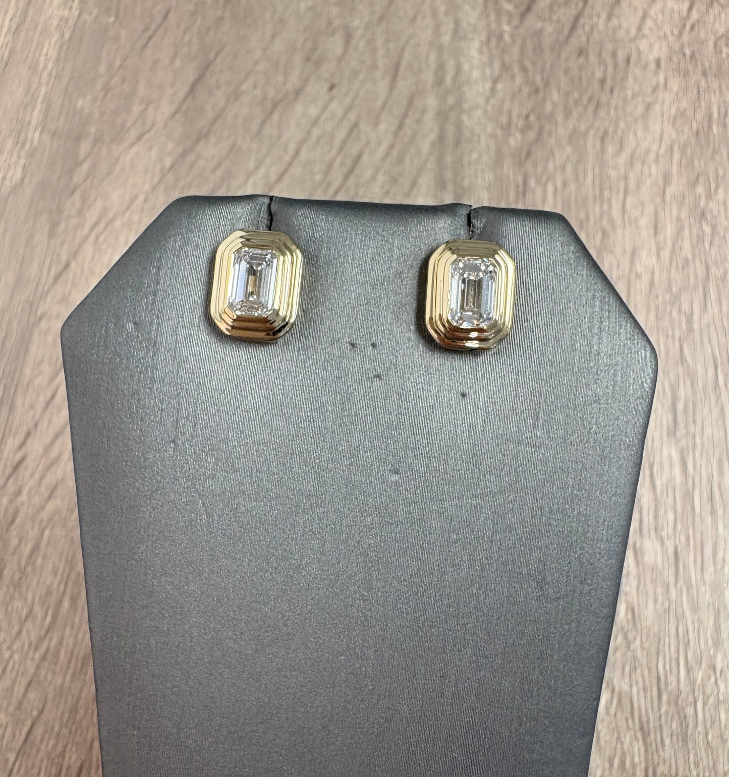 2 cttw triple bezel emerald studs