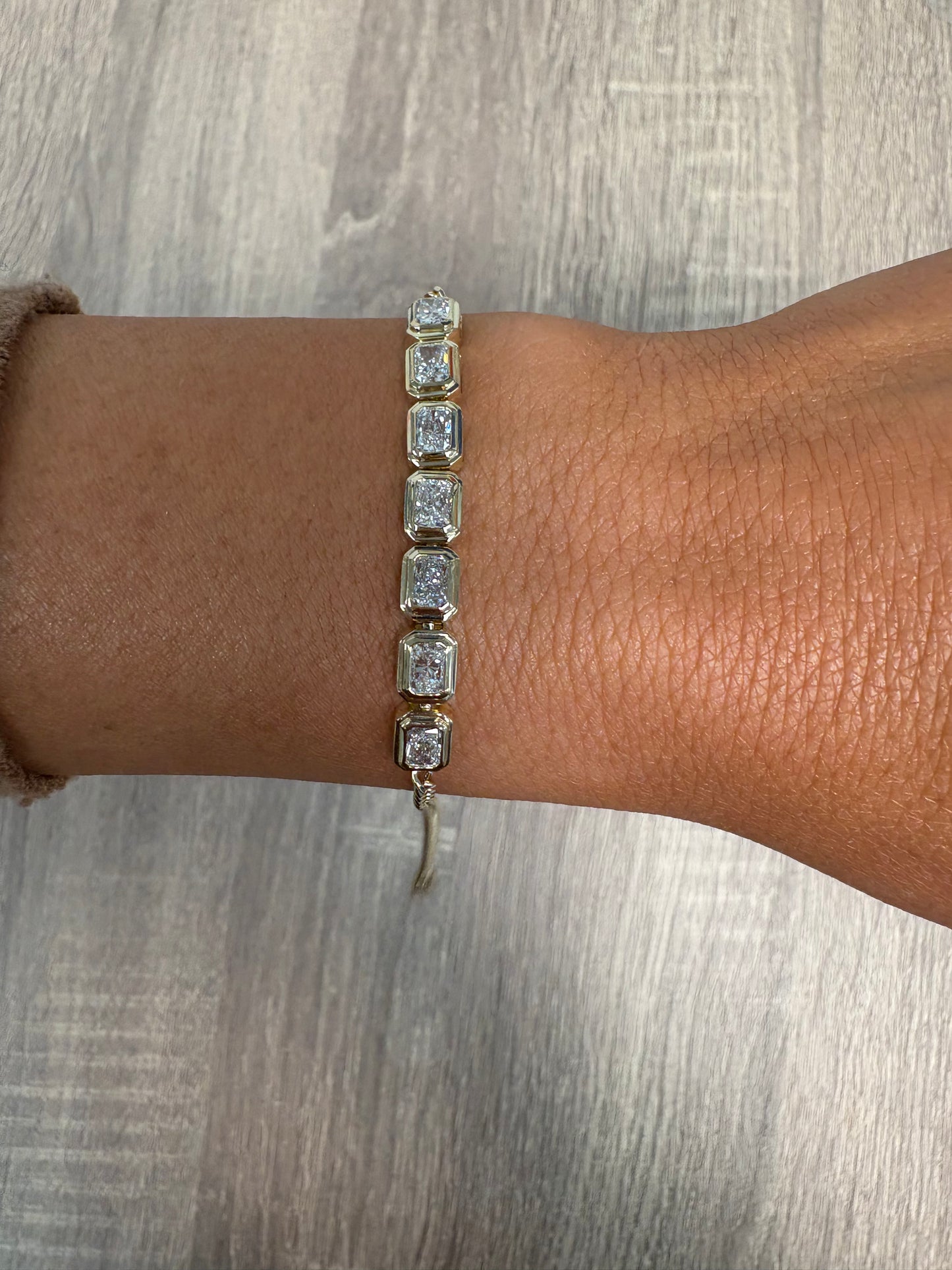 Halfway Double Bezel Radiant Bracelet