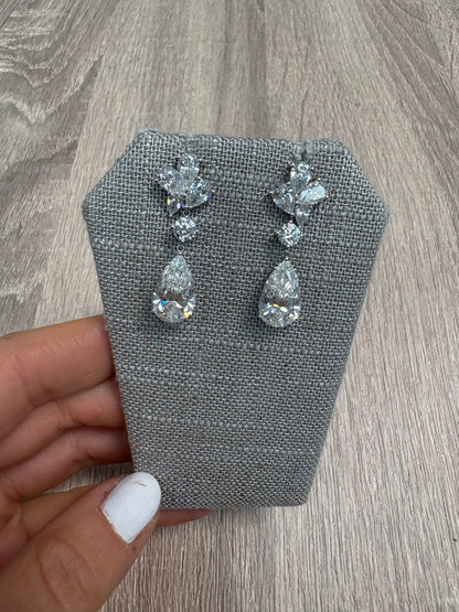 11.5 cttw Pear & Round Drop Earrings