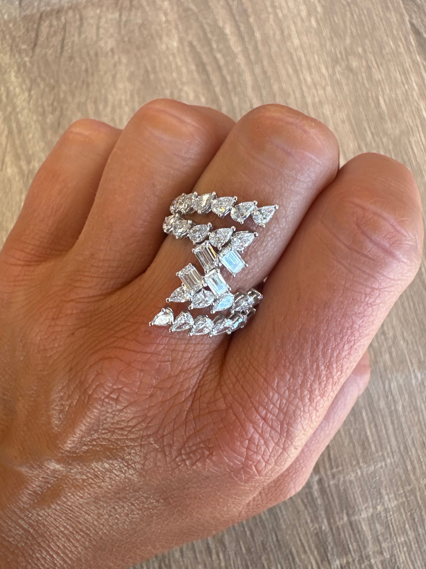 2.5 cttw 2 row pear and emerald wrap ring