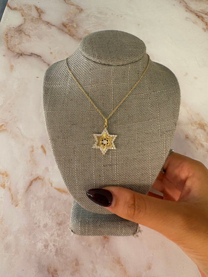 .5 cttw gold Magen David necklace