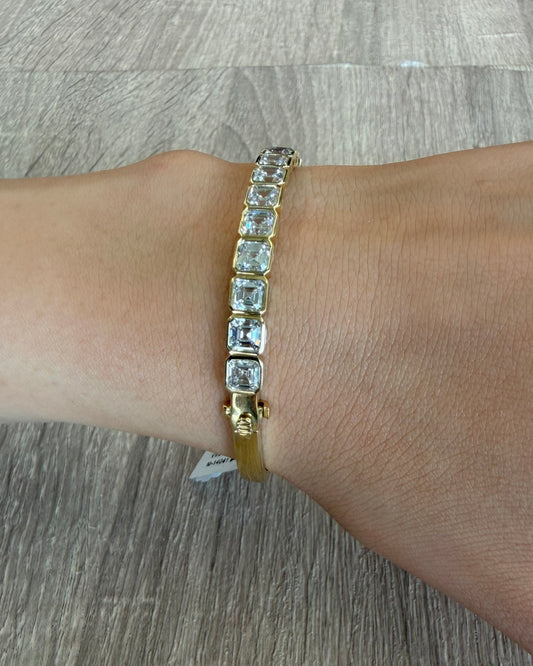 8 cttw bezel asscher bangle
