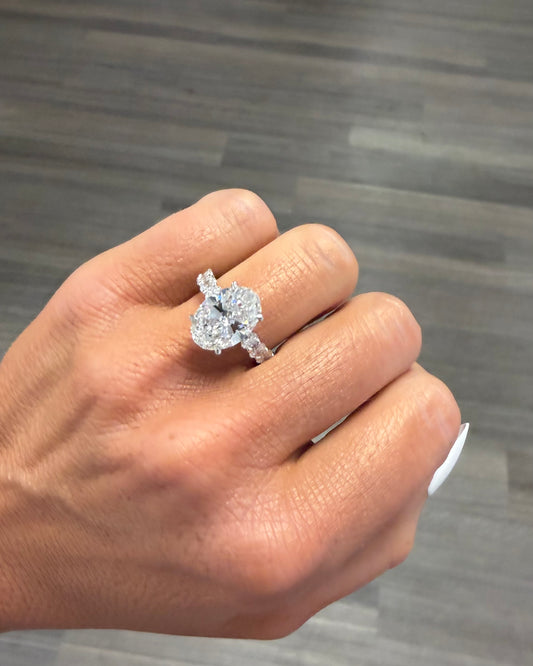 5 cttw oval engagement ring with ovals on band